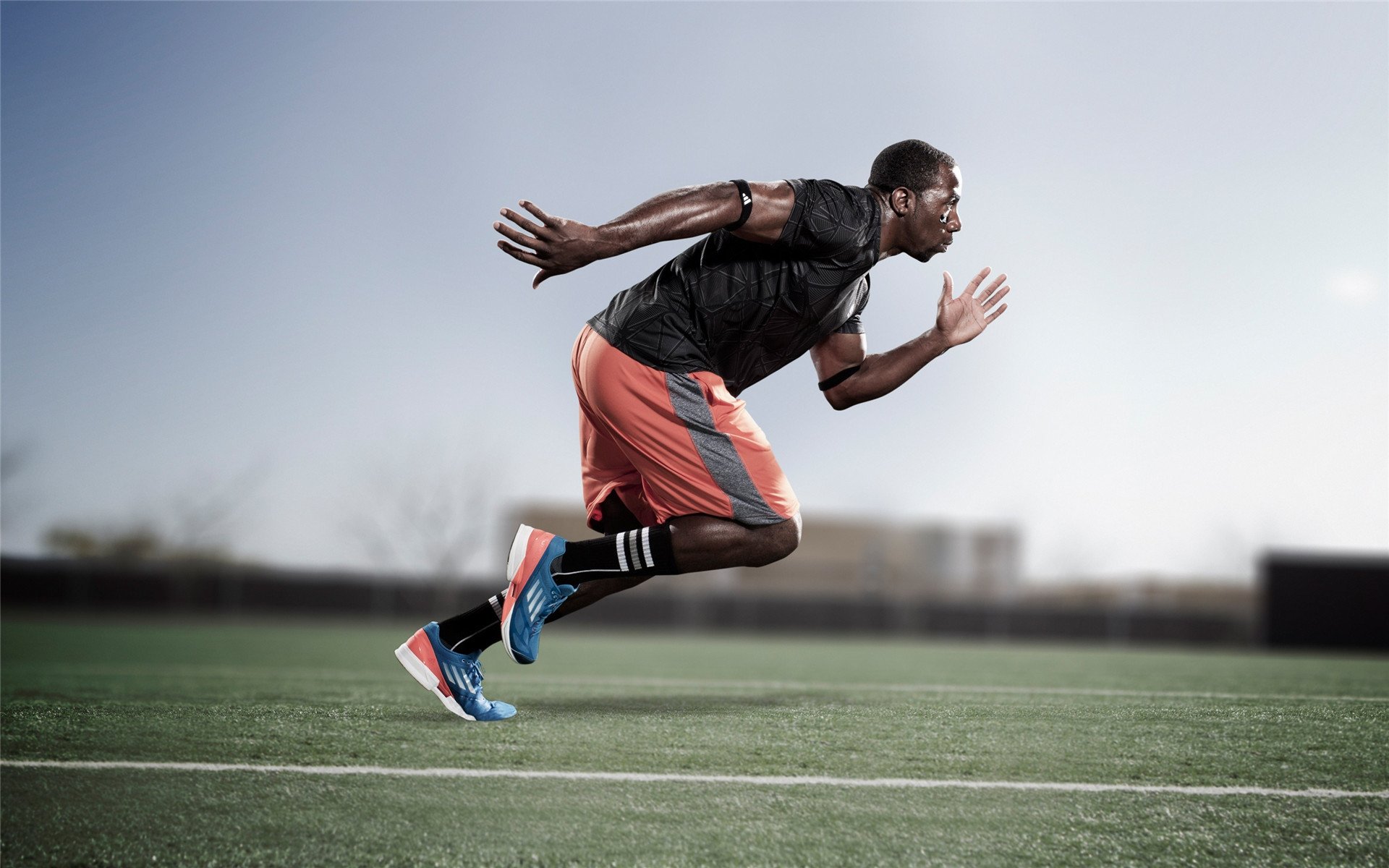 前半程澳女队领先 中队后程反扑